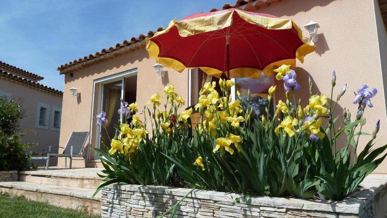 Les Cigalous Bed & Breakfast Restinclieres Exterior foto