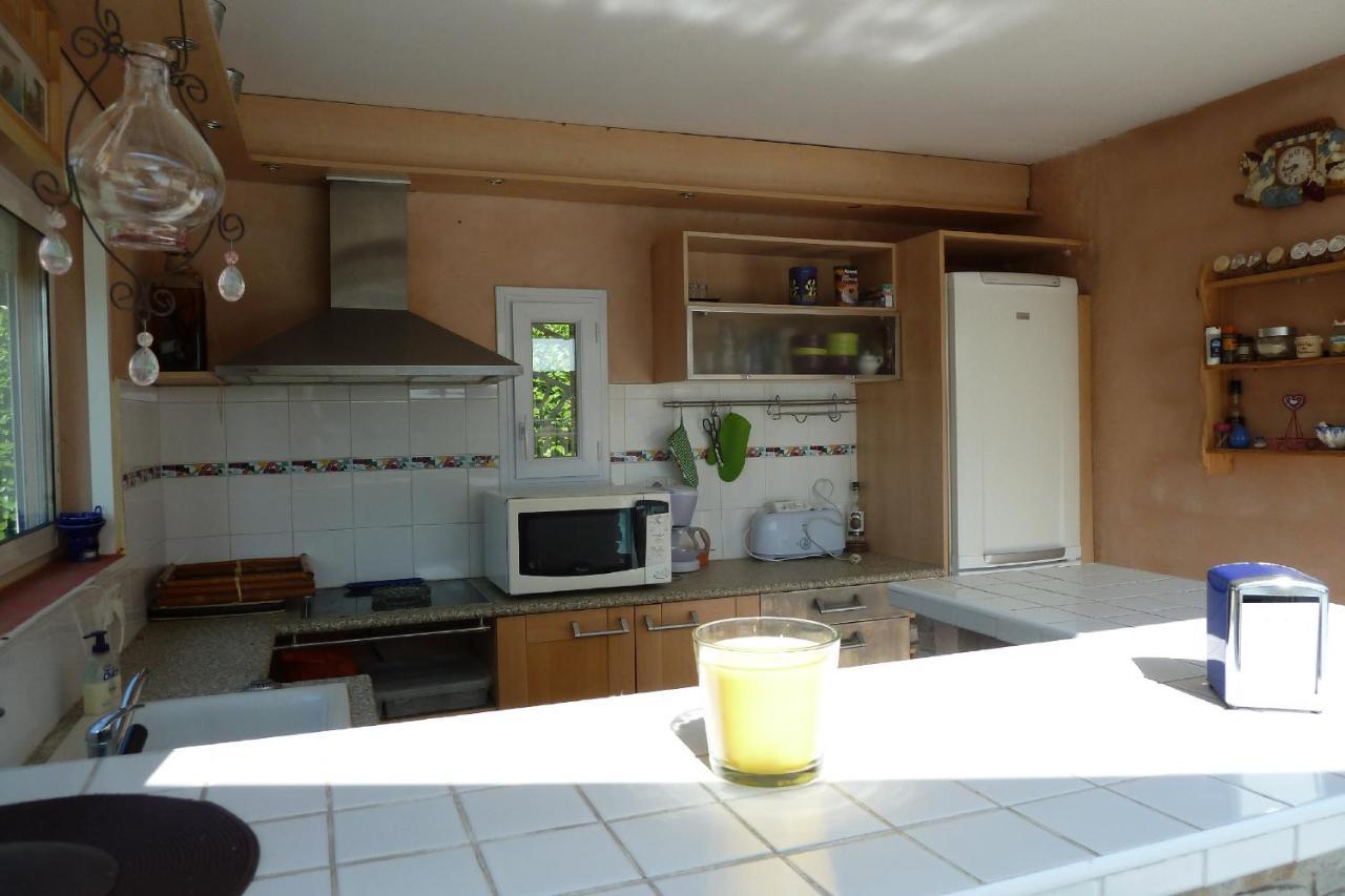 Les Cigalous Bed & Breakfast Restinclieres Exterior foto