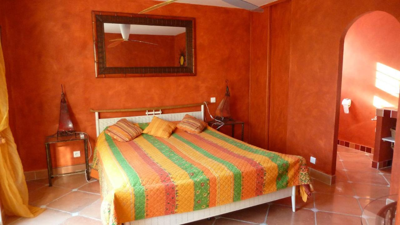 Les Cigalous Bed & Breakfast Restinclieres Exterior foto
