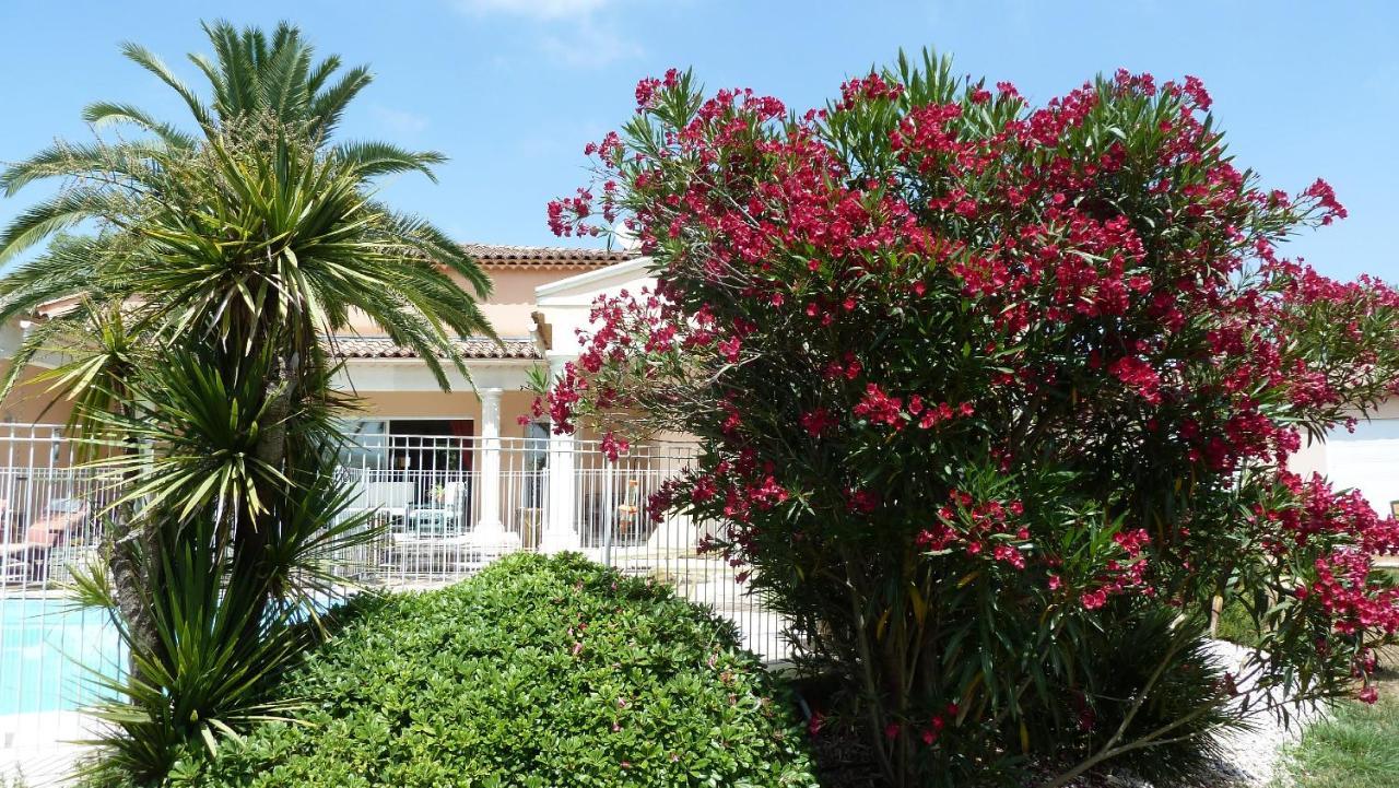Les Cigalous Bed & Breakfast Restinclieres Exterior foto